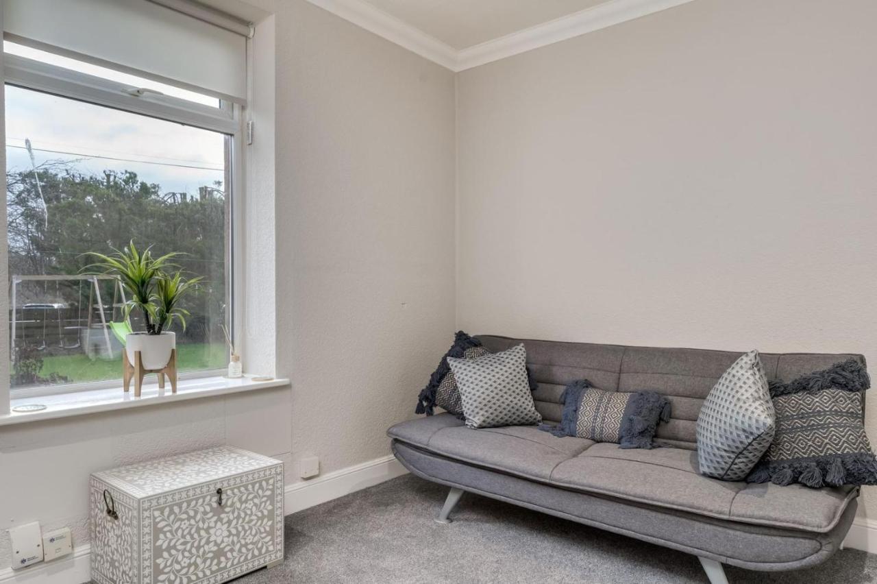 The Garden Flat, Loch Lomond Apartment Alexandria Bagian luar foto